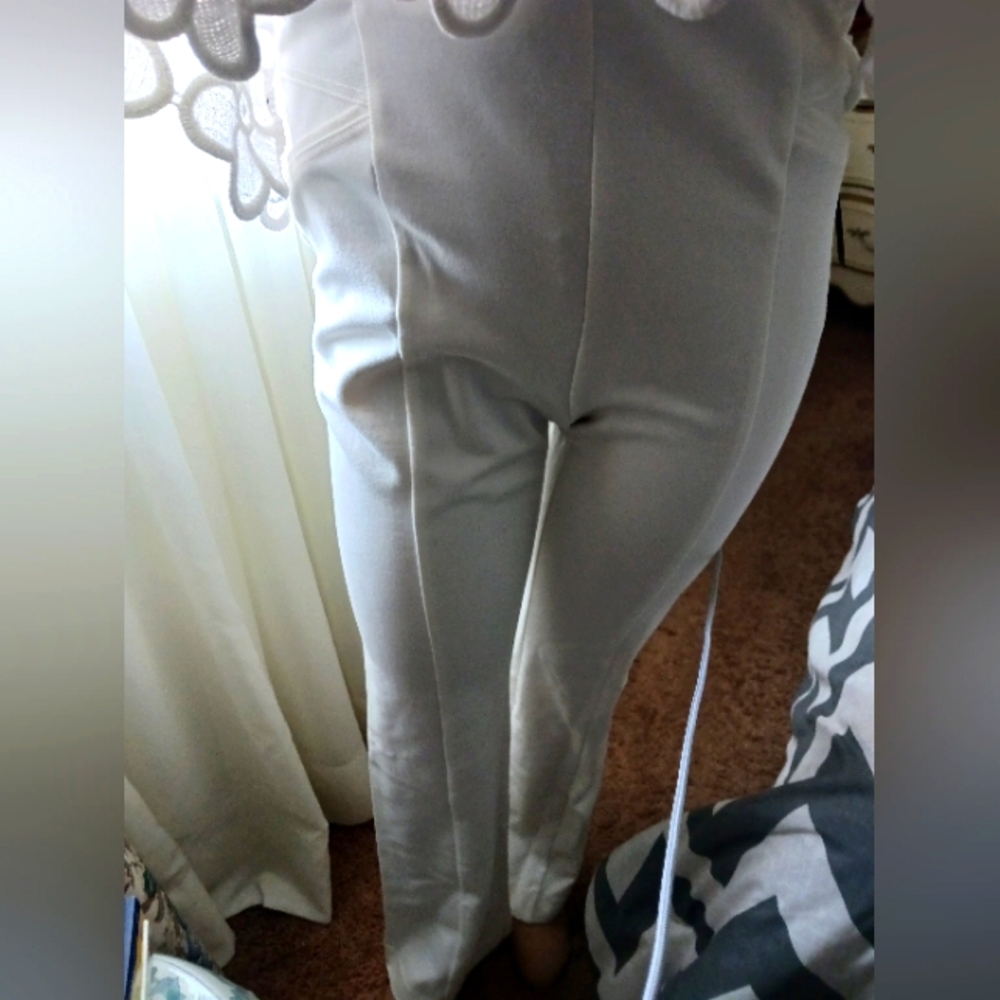 NWT I.N.C. Size 6 White Pants